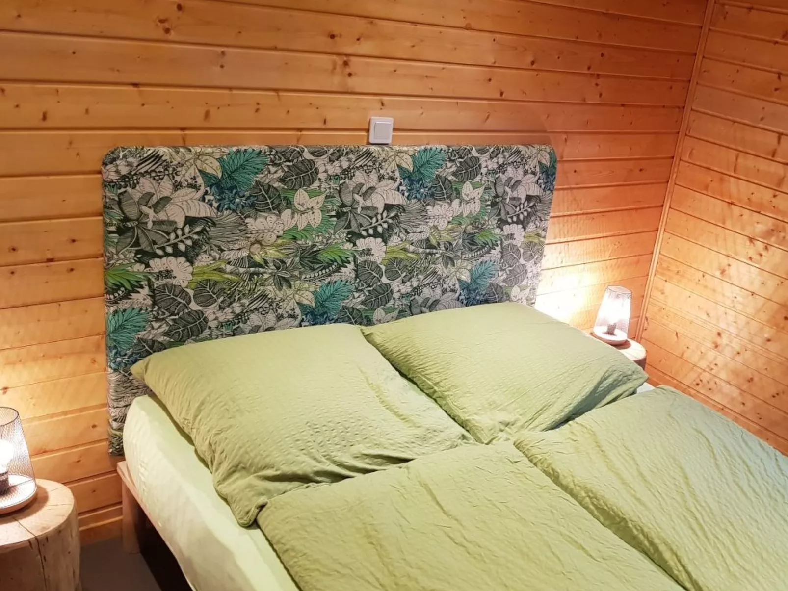 In Atzenhain mit Großer Terrasse-Inside