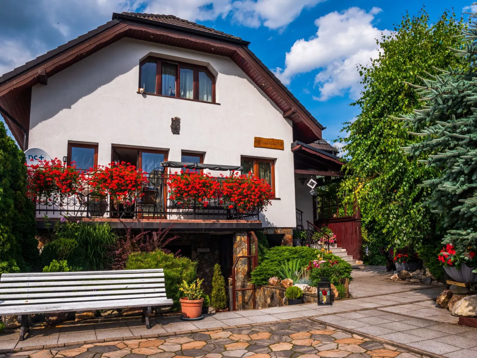 Wohnung mit Terrasse, Garten und Grill-Dedans