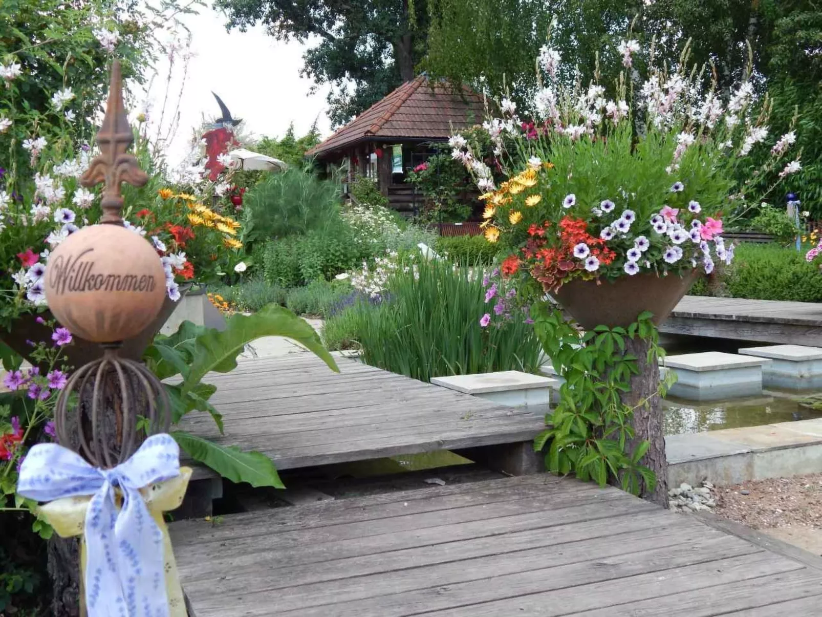 In Söchau mit Terrasse und Grill-Outside