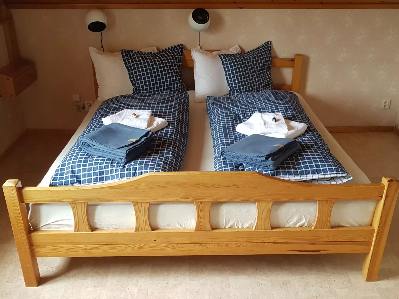 Gemütliches Ferienhaus in der Wildnis Lapplands-Drinnen