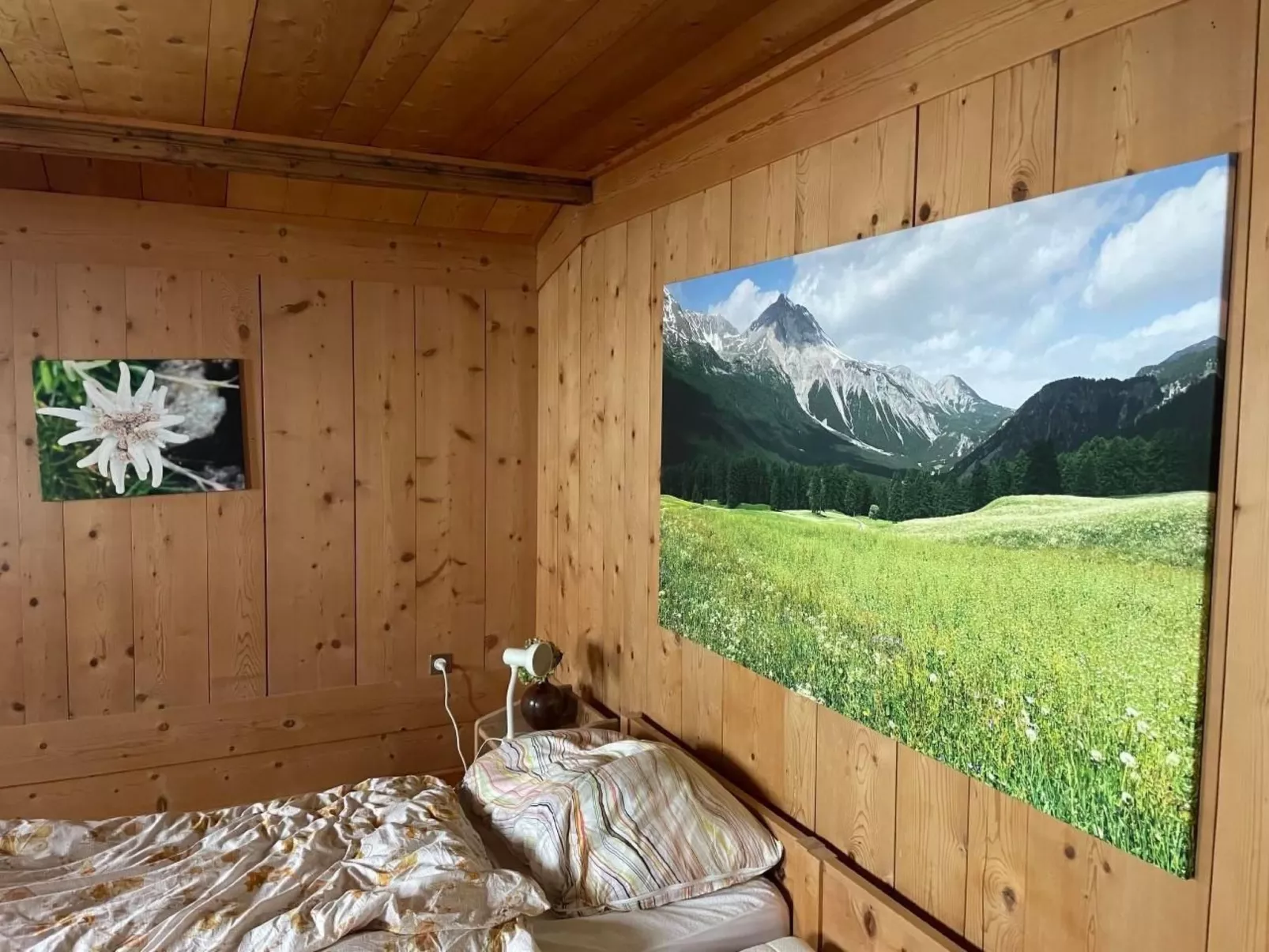 Haus Lü D'aint-Dedans