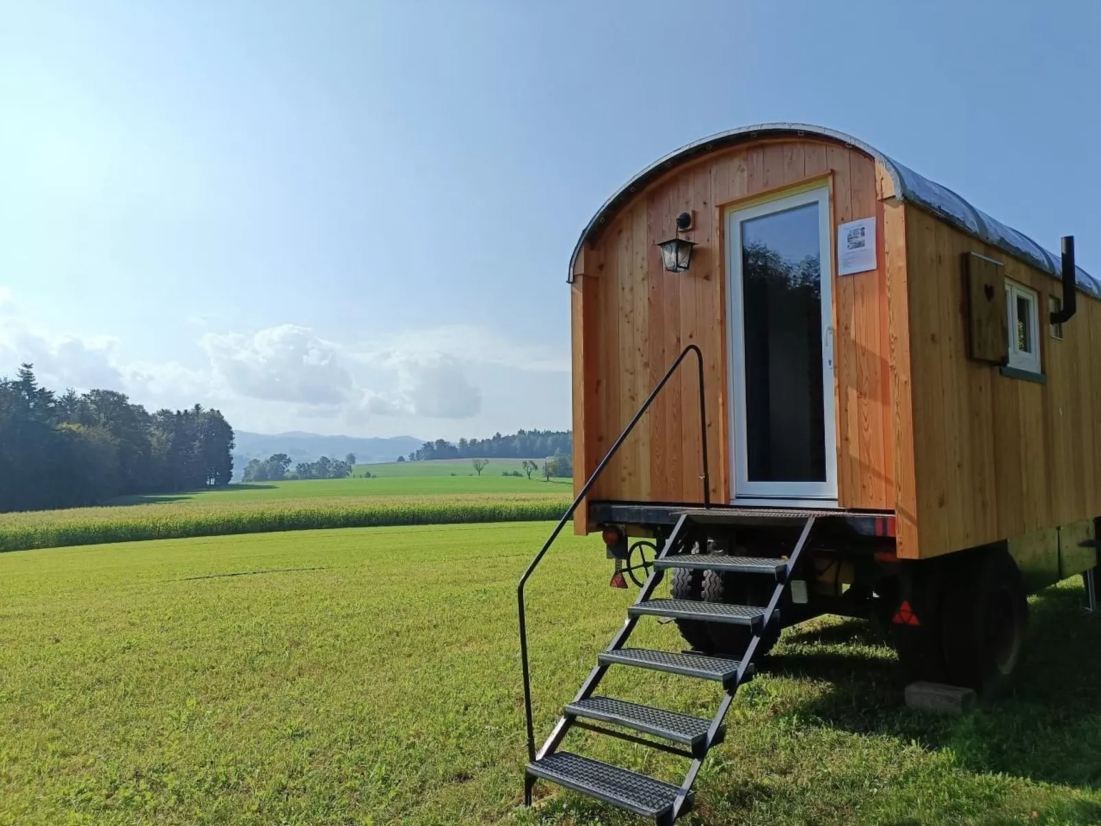 Zirkuswagen vom Sommerhof-Dehors