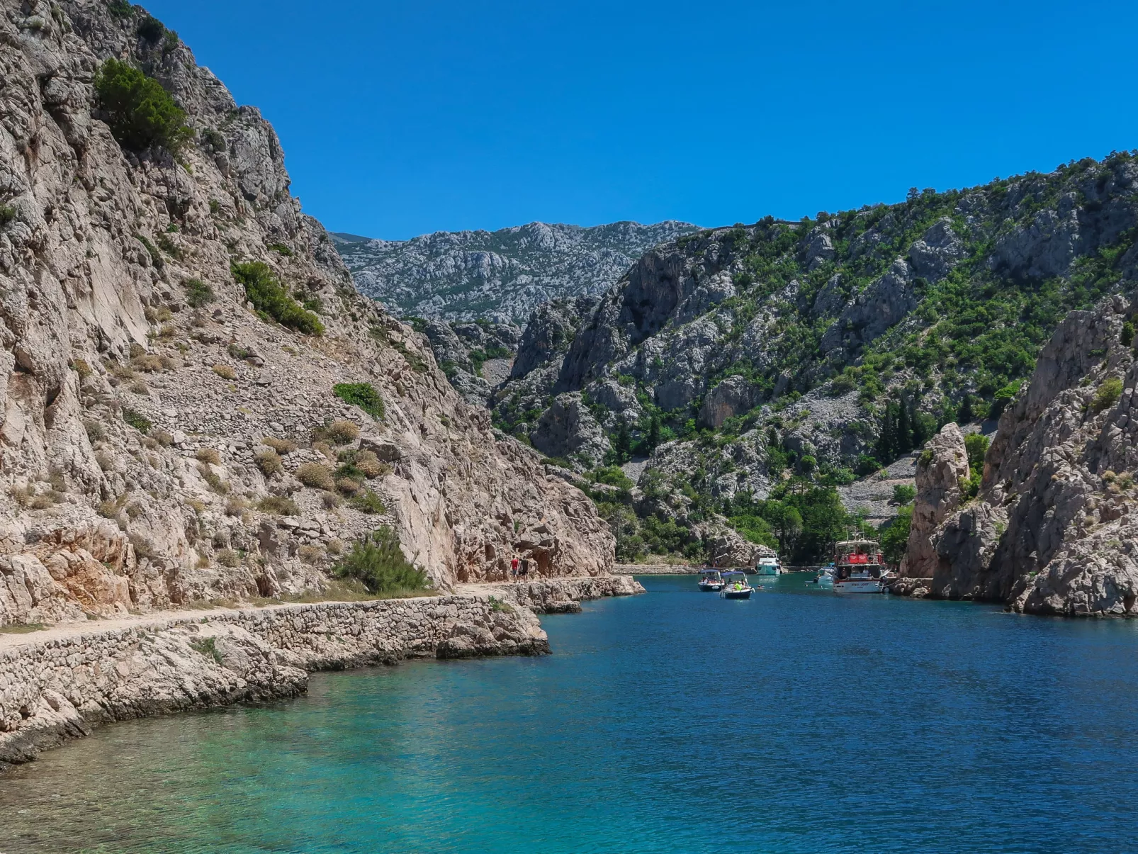 Für 6 Personen ca. 50 m&sup2; in Jablanac, Adriaküste Kroatien (Kvarner Bucht)-Environnement