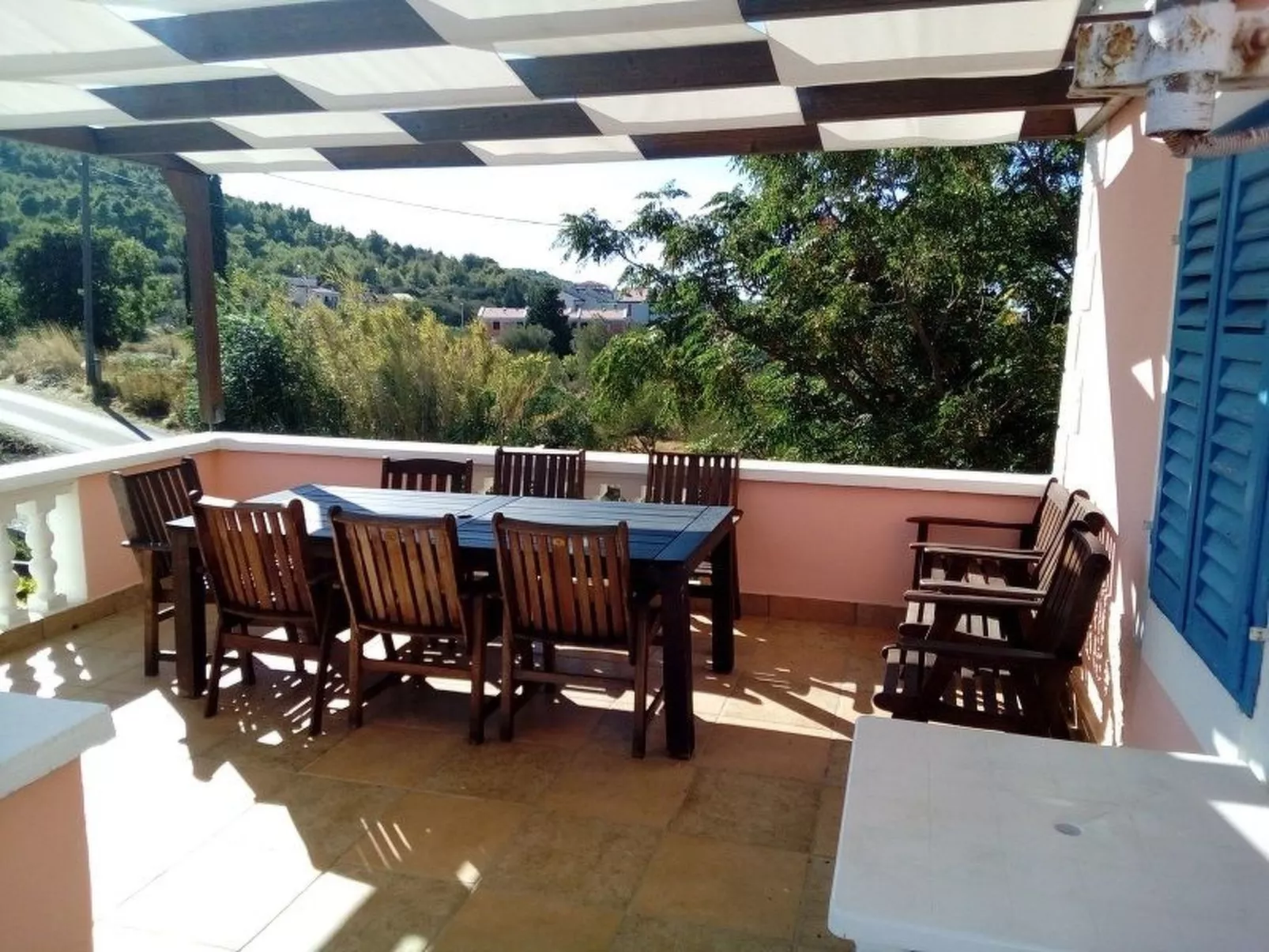 In Dobropoljana mit Freiterrasse-Inside