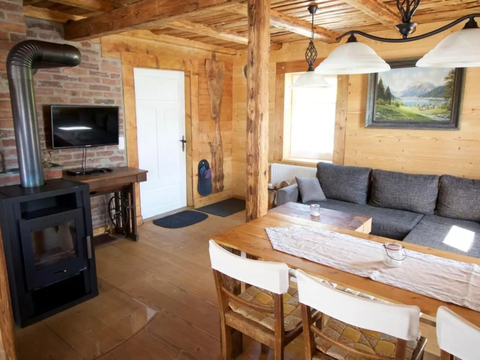 FH Anno Dazumal wie zu Oma's Zeiten-Drinnen