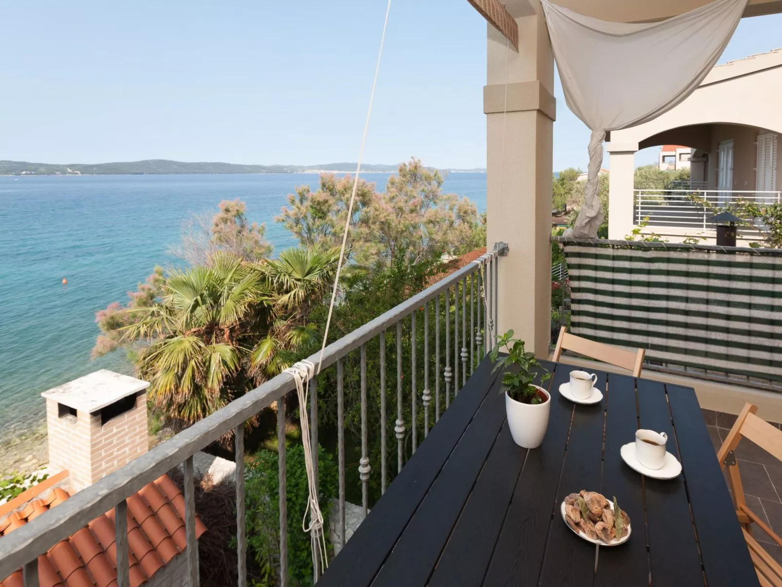 Apartment Cinthija mit Balkon direkt am Strand-Inside