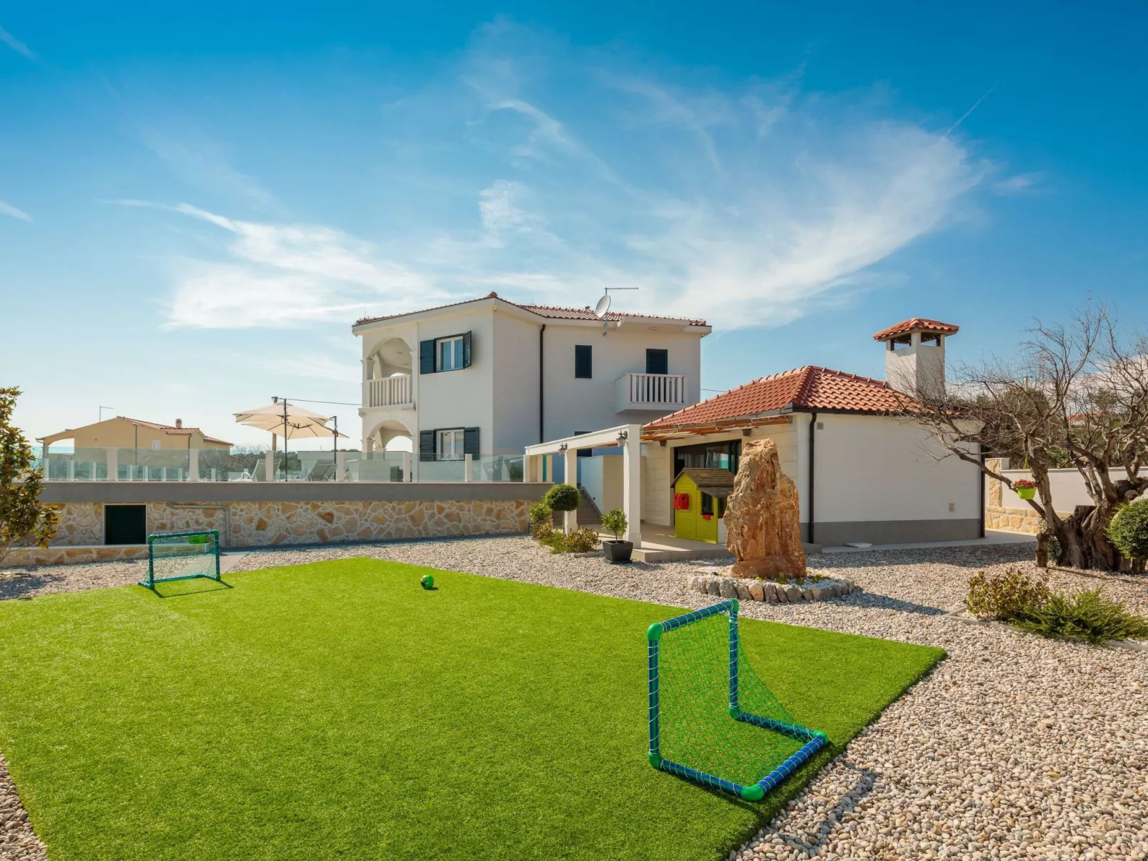 Charmante Villa Ivelja-Drinnen