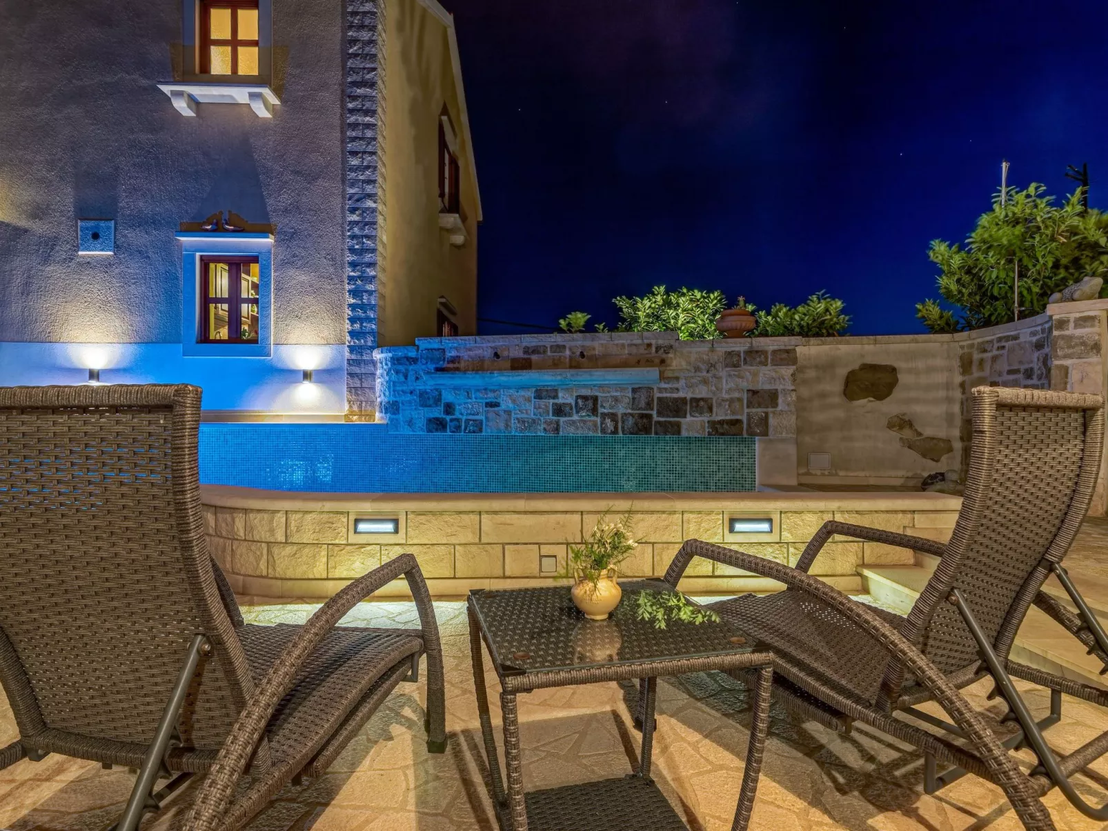 Ferienvilla "Laurus" mit Blick auf das Wasser-Outside