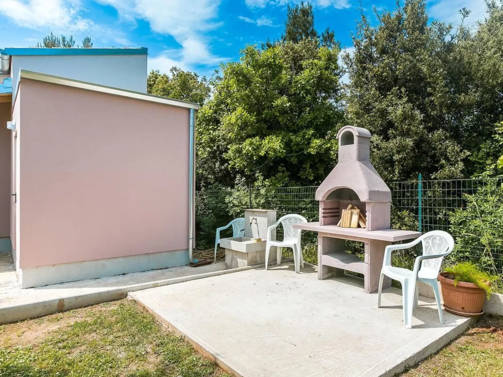 Für 4 Personen ca. 66 m&sup2; in Ližnjan, Istrien (Medulin und Umgebung)-Outside