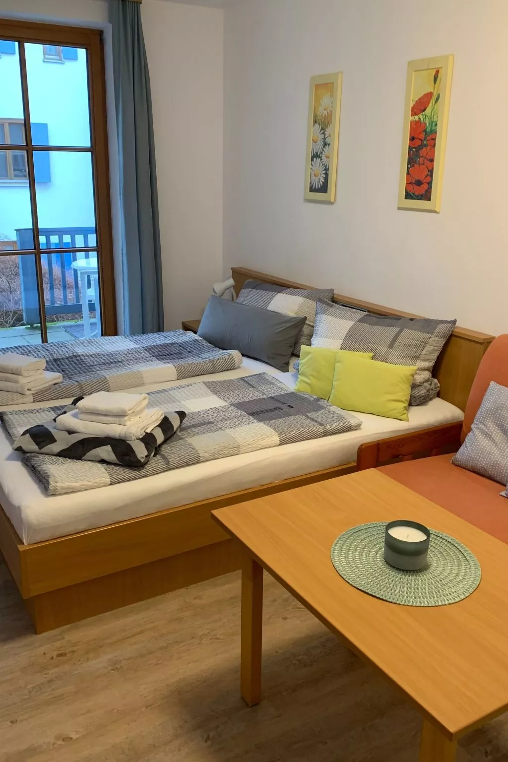 Bayerischer Wald auf 800m Höhe-Willkommen-Dedans