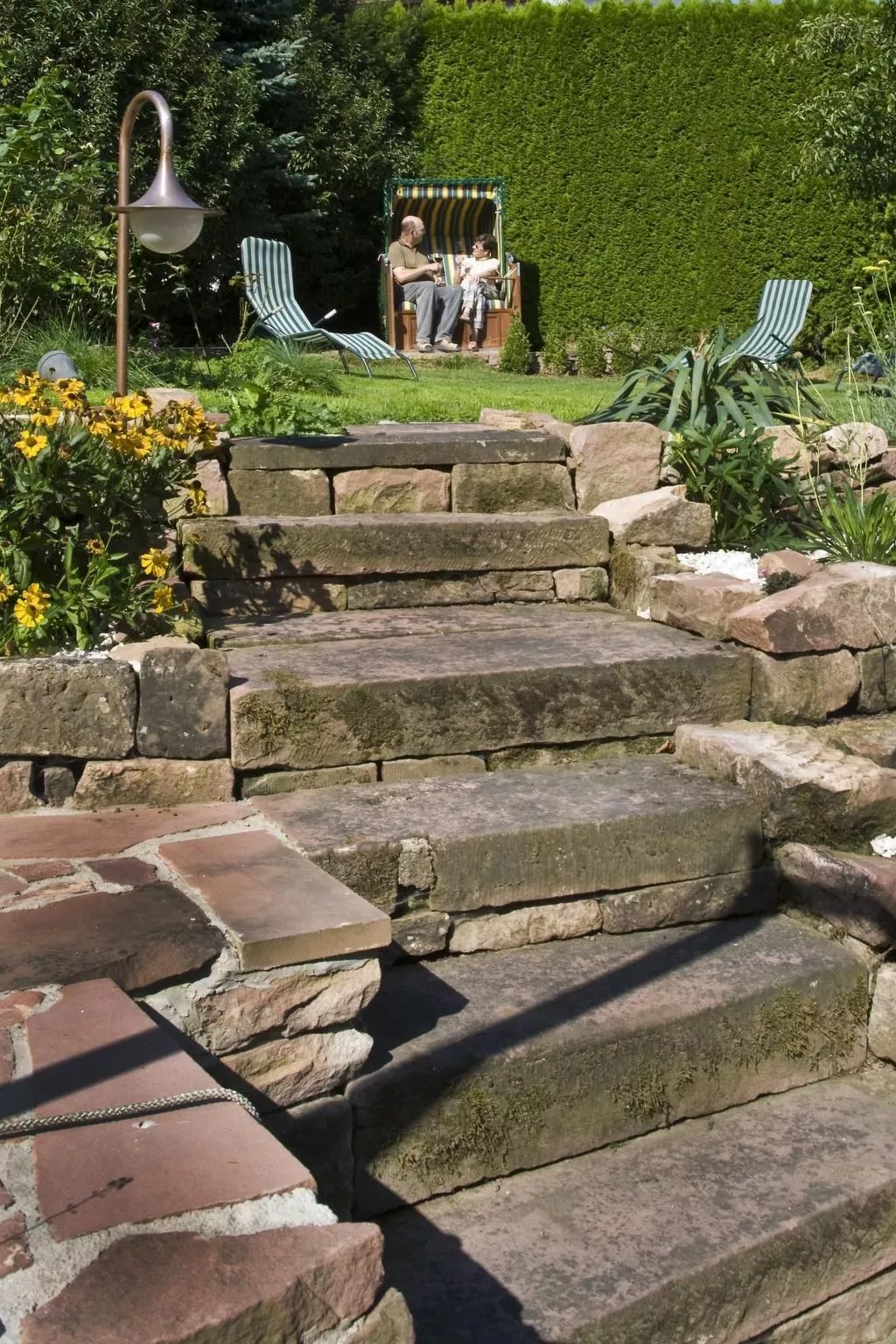 Mit großem Garten und Gemeinschaftspool-Drinnen