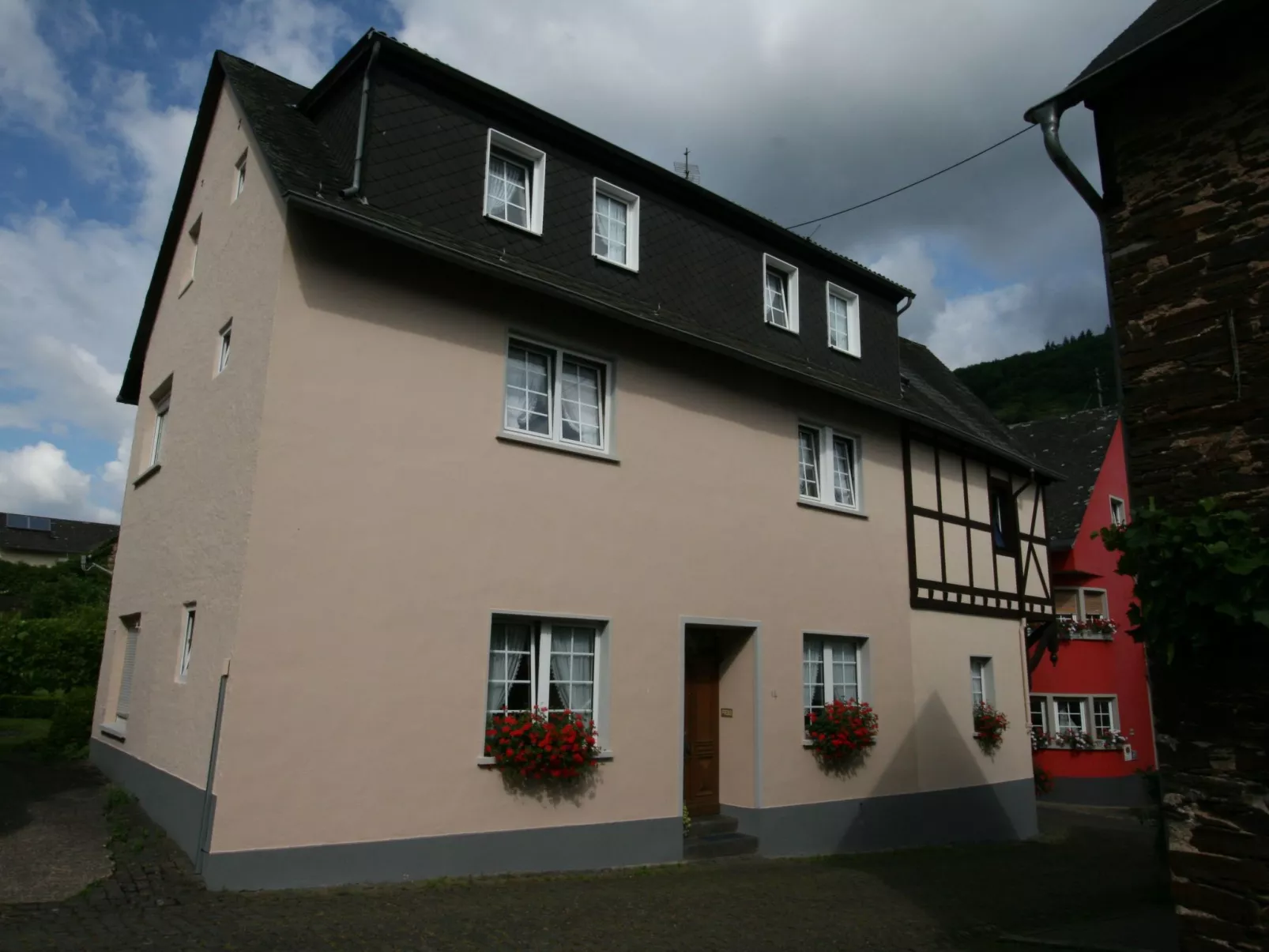 FEWO Flieder-Drinnen