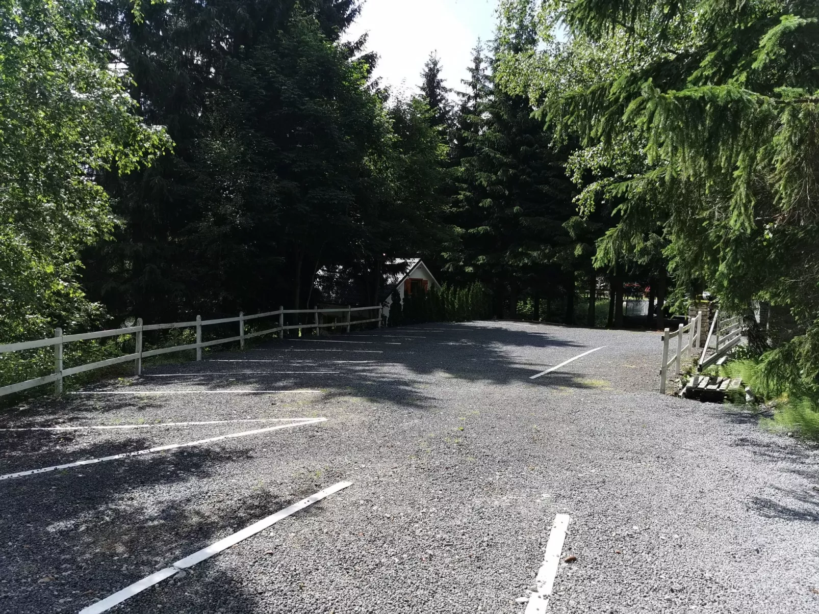 Exklusives Ferienhaus mit Schwimmbad direkt am Wasser-Dehors