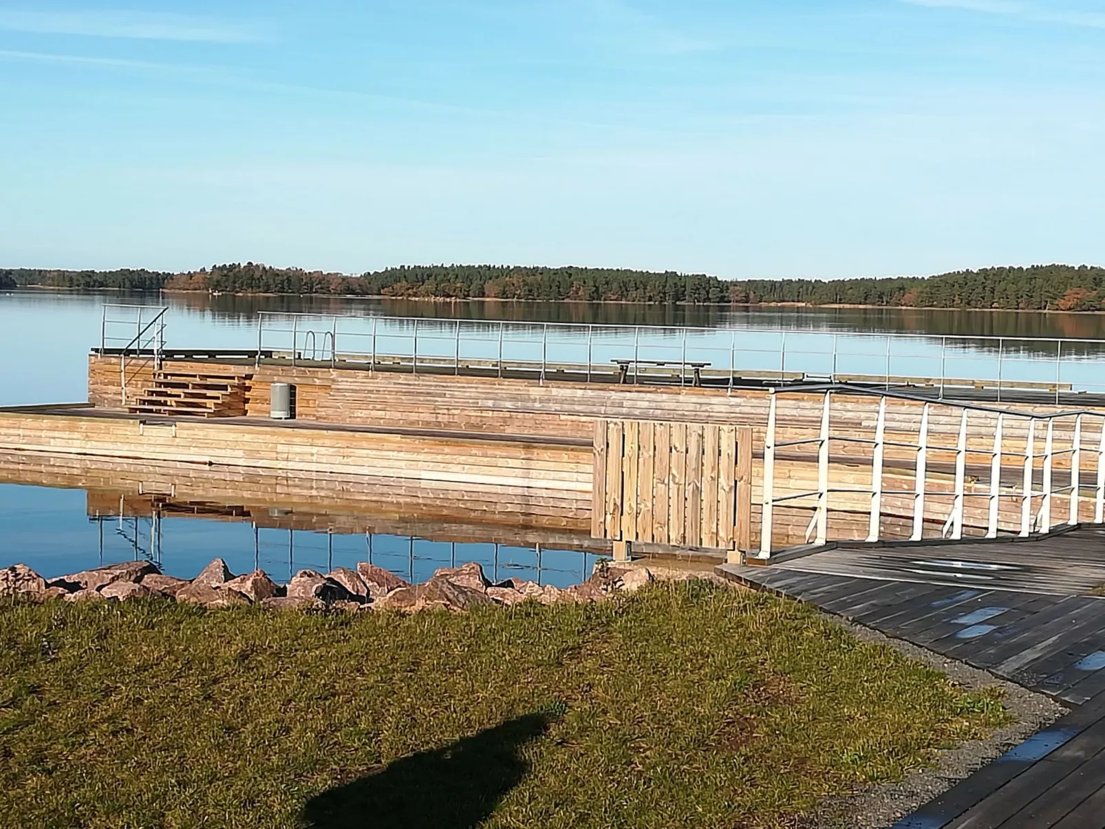 Idyllisches Ferienhaus in ruhiger Lage-Dehors