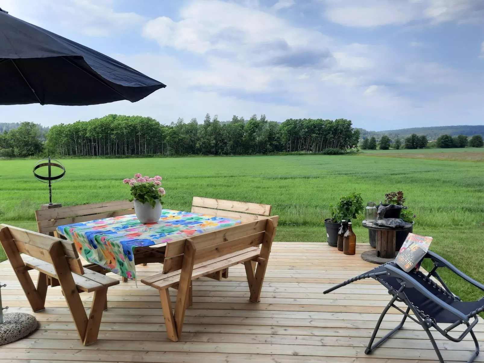 Bauernhaus-Wohnung bei Göta Älv in der Nähe von Göteborg-Drinnen