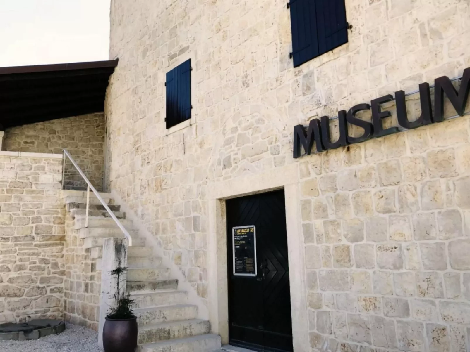 Appartement in Đuba mit Privater Terrasse-Drinnen