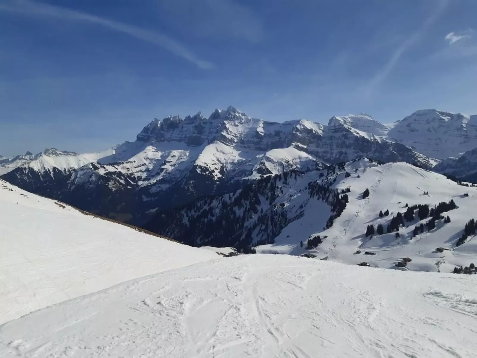 River App., Morgins-Image-tags.info