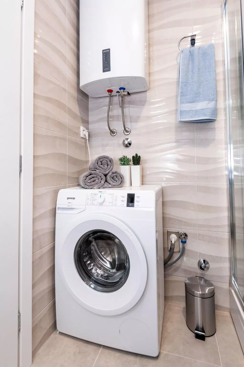 Mit privater Terrasse-Drinnen