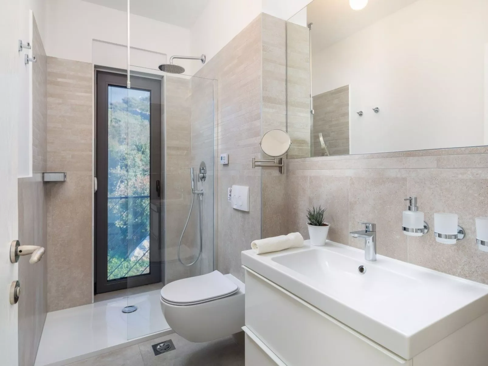 Villa mit Hydromassage und beheiztem Pool-Inside