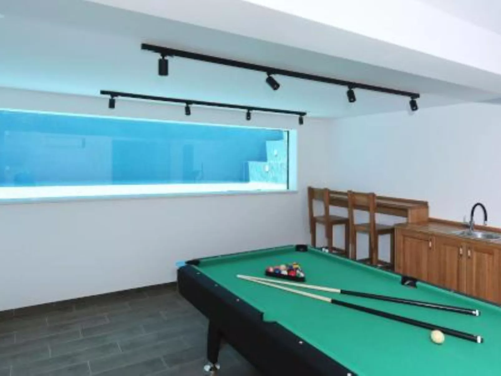 Villa Petra mit beheiztem Pool und Sauna-Inside