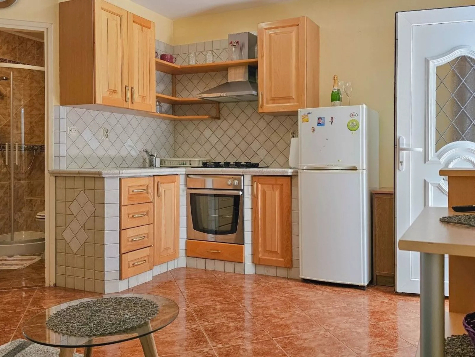 Wohnung "Domili" mit eigener Terrasse-Drinnen