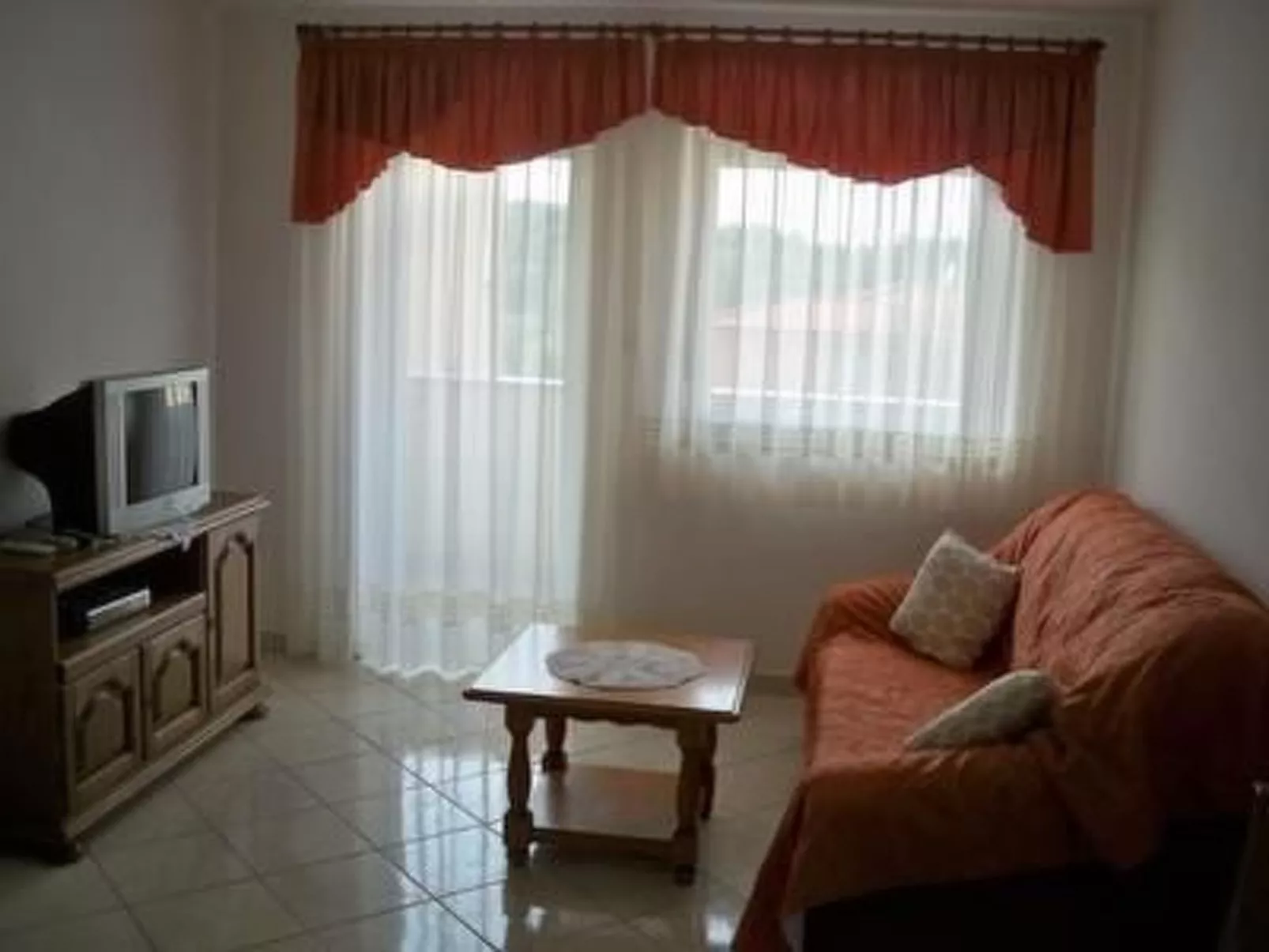 Appartement in Banjole mit Garten und Grill-Dedans