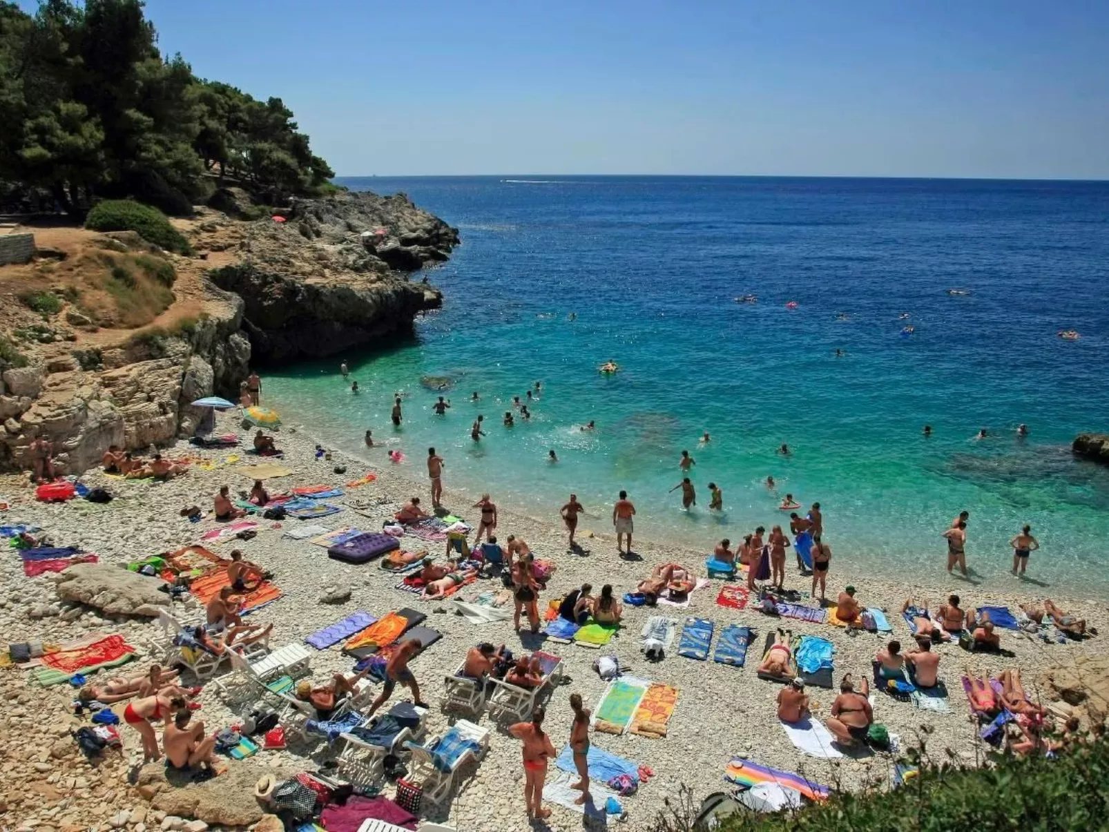 "Jela" mit Terrasse-Outside