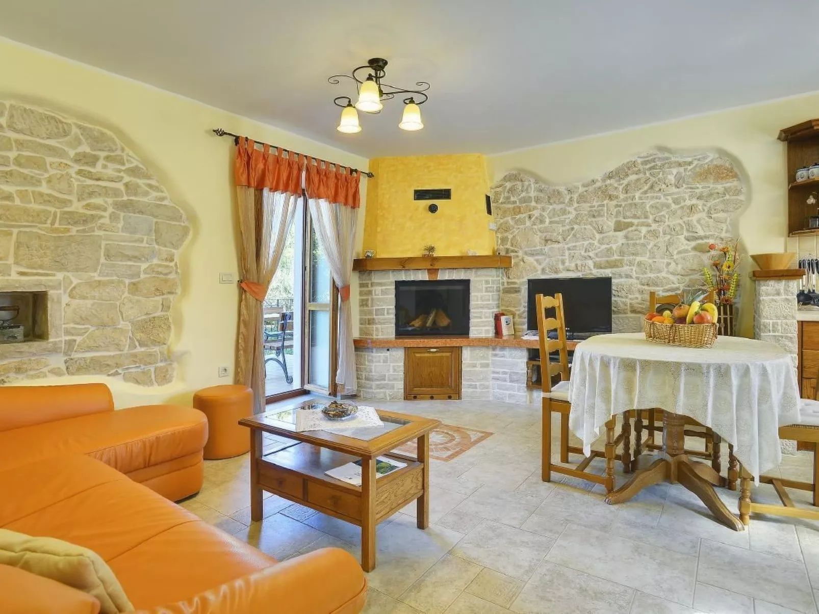 Appartement in Rakalj mit Großem Garten und Panoramablick-Image-tags.info