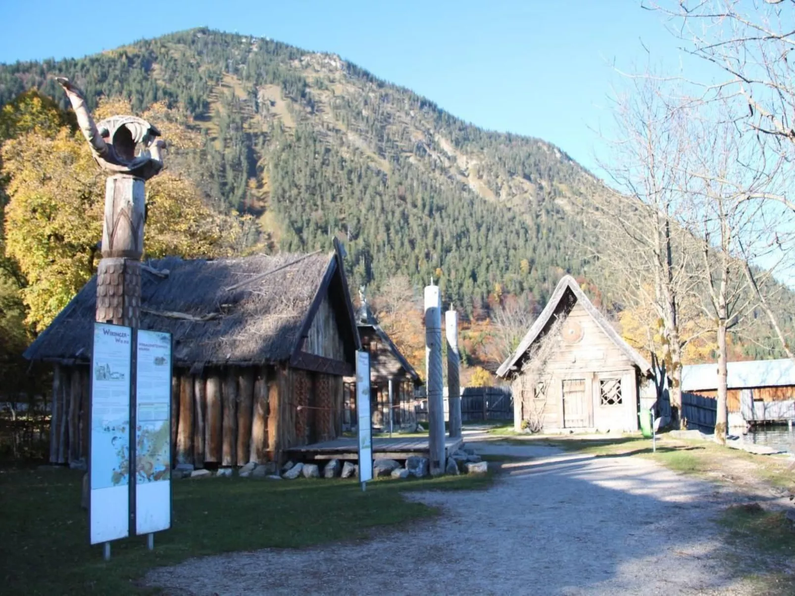 Mit Blick auf das Wasser-Outside
