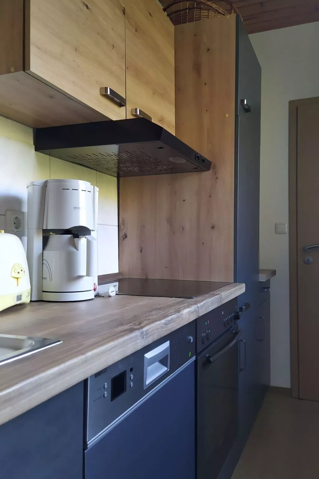 Hauer-Image-tags.info