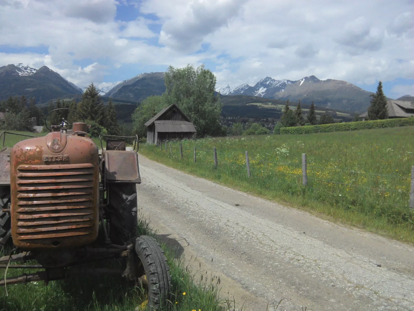 Erdgeschosswohnung in 320 Jahre altem Haus-Draußen