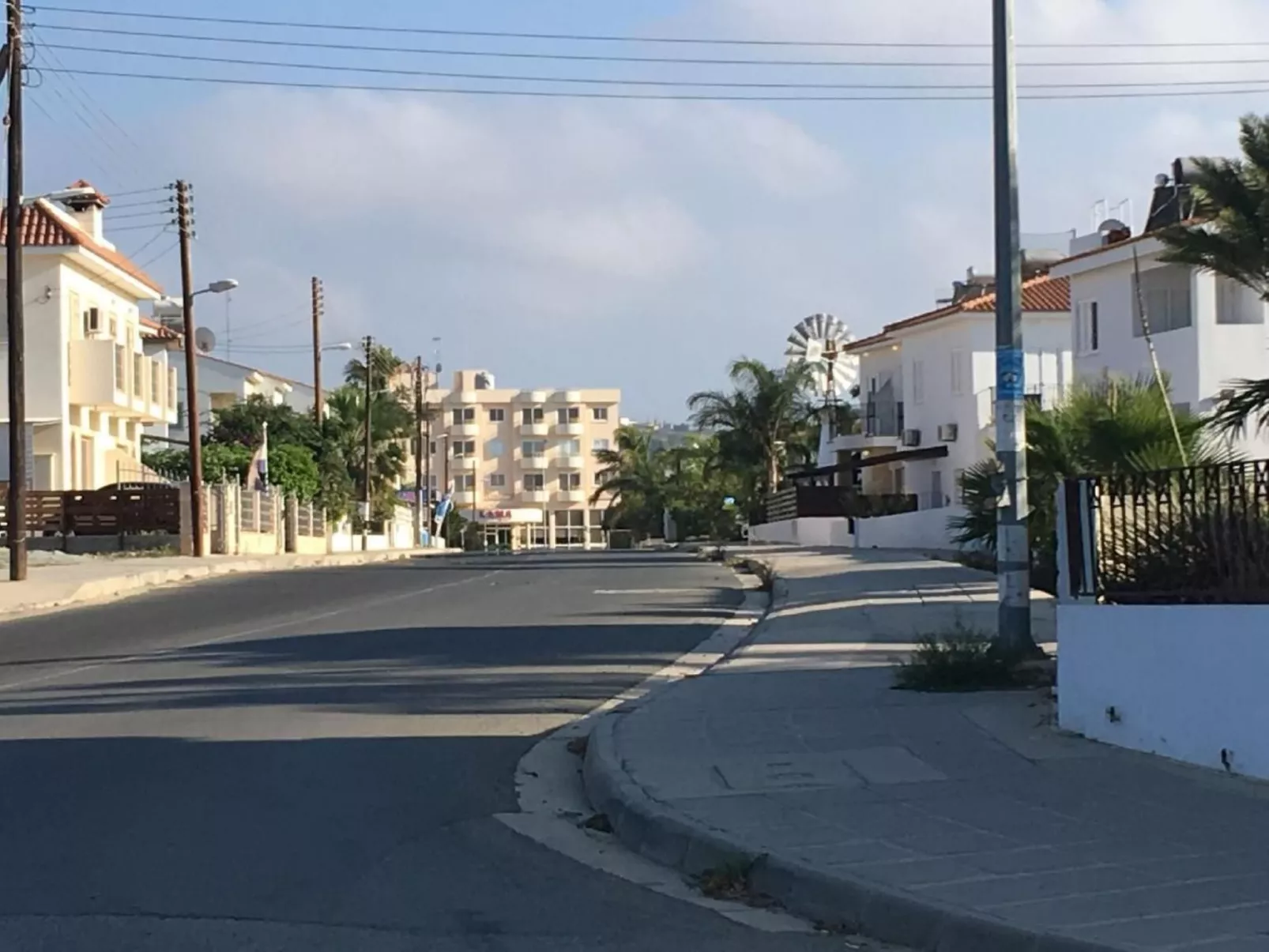 "Palmenvilla" mit privatem Balkon-Dehors