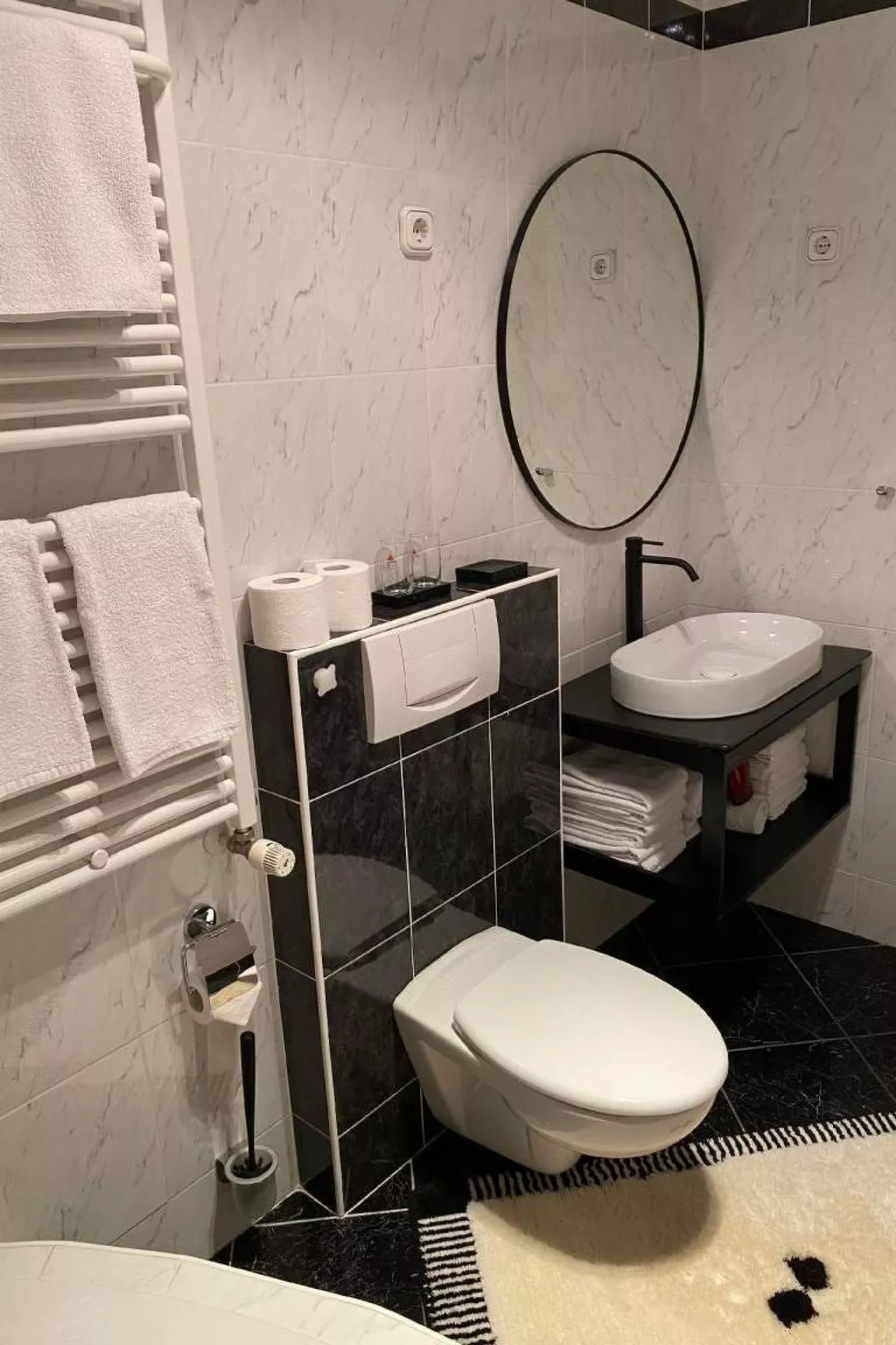 Erdgeschoss-Apartment A2-Drinnen