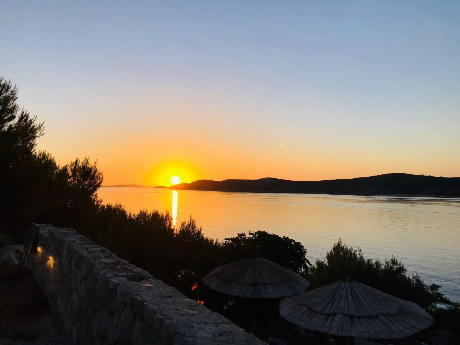Finca mit Blick auf das Wasser-Dehors