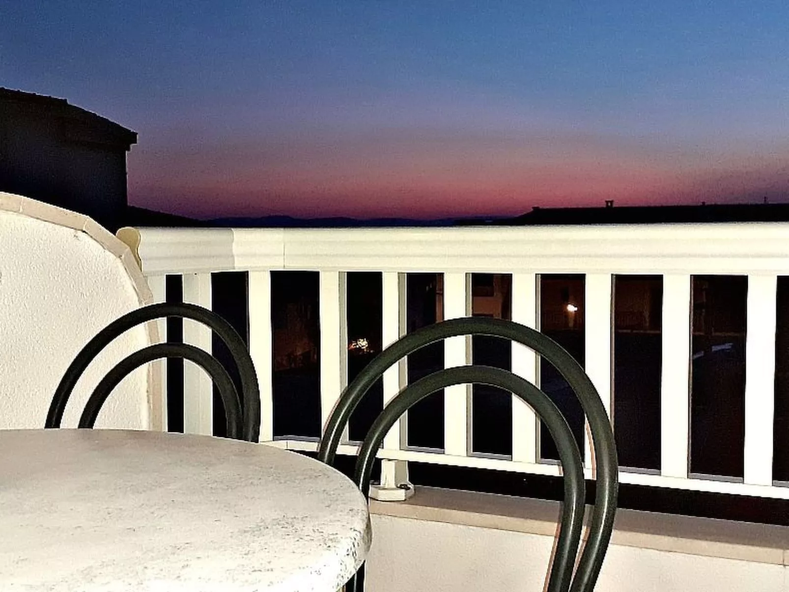 Wohnung mit Balkon und Meerblick in Strandnähe-Inside