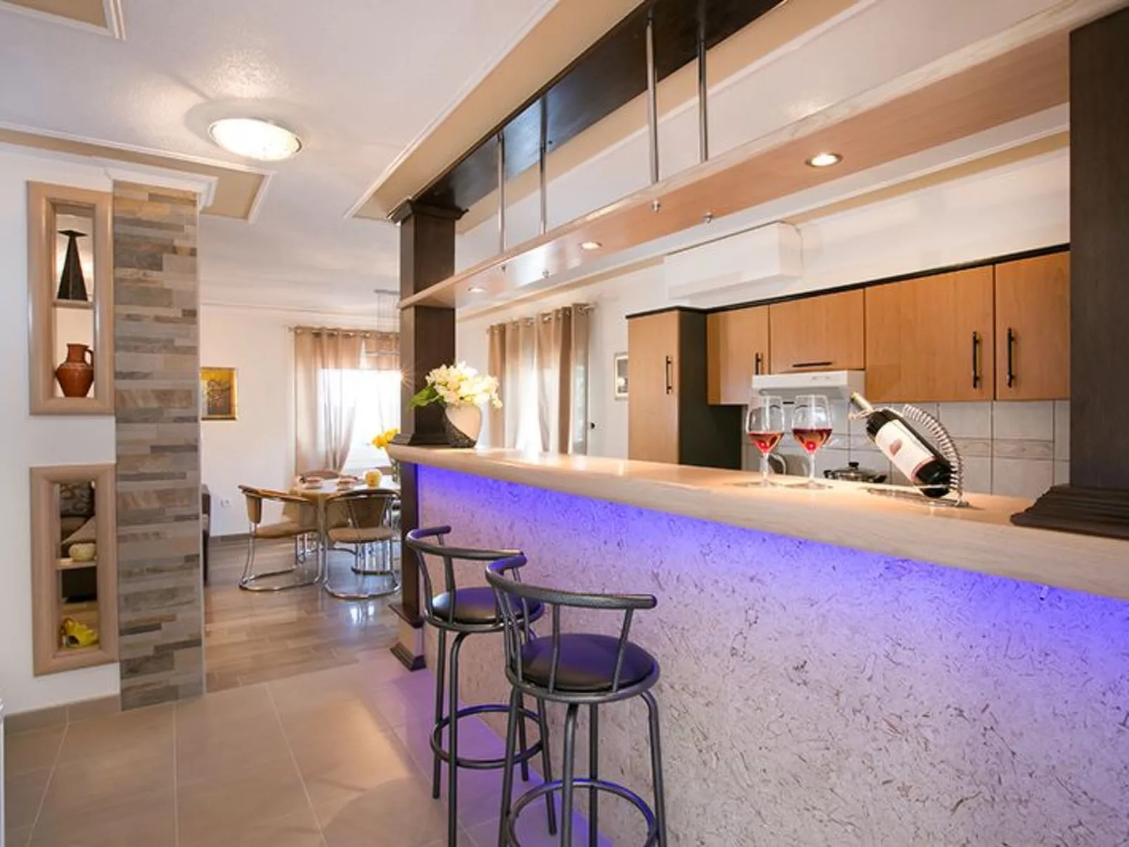 Mélanie im Erdgeschoss einer Villa in Strandnähe-Inside