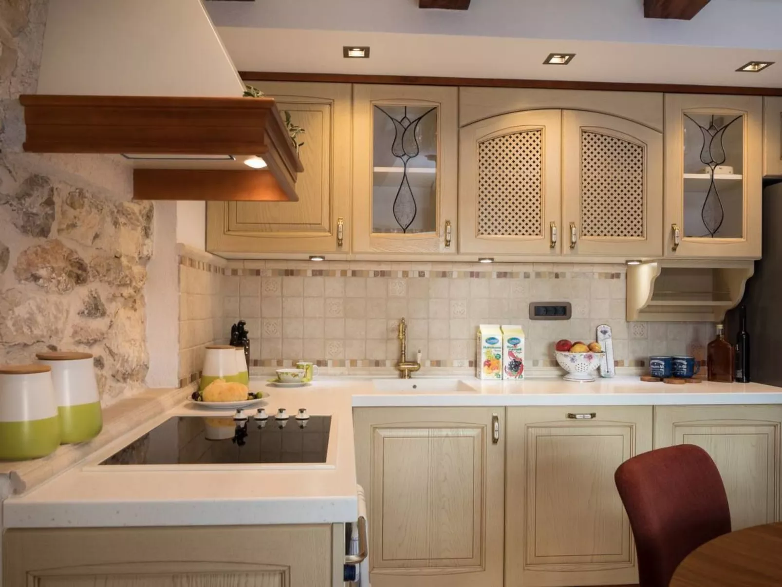 Villa Josipovi Dvori-Image-tags.info