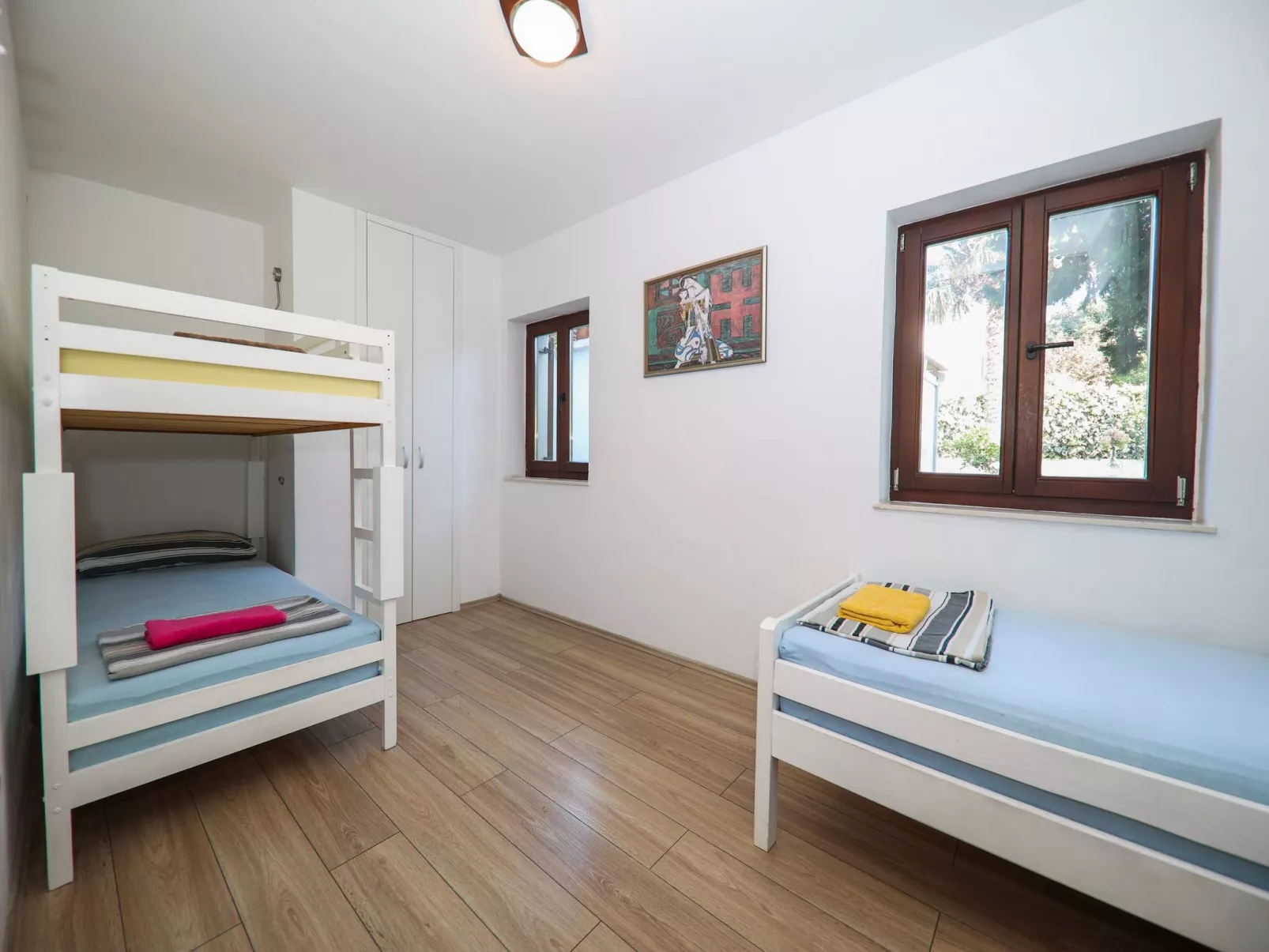 Mit Terrasse-Drinnen