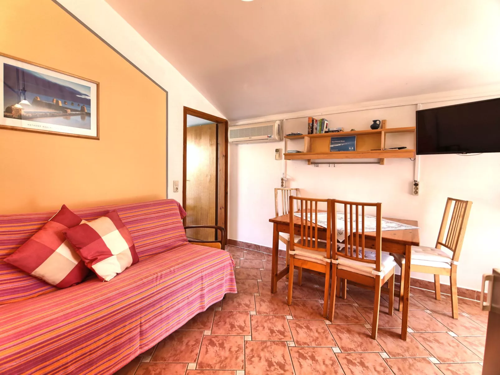 Apartment Rosa-Dedans