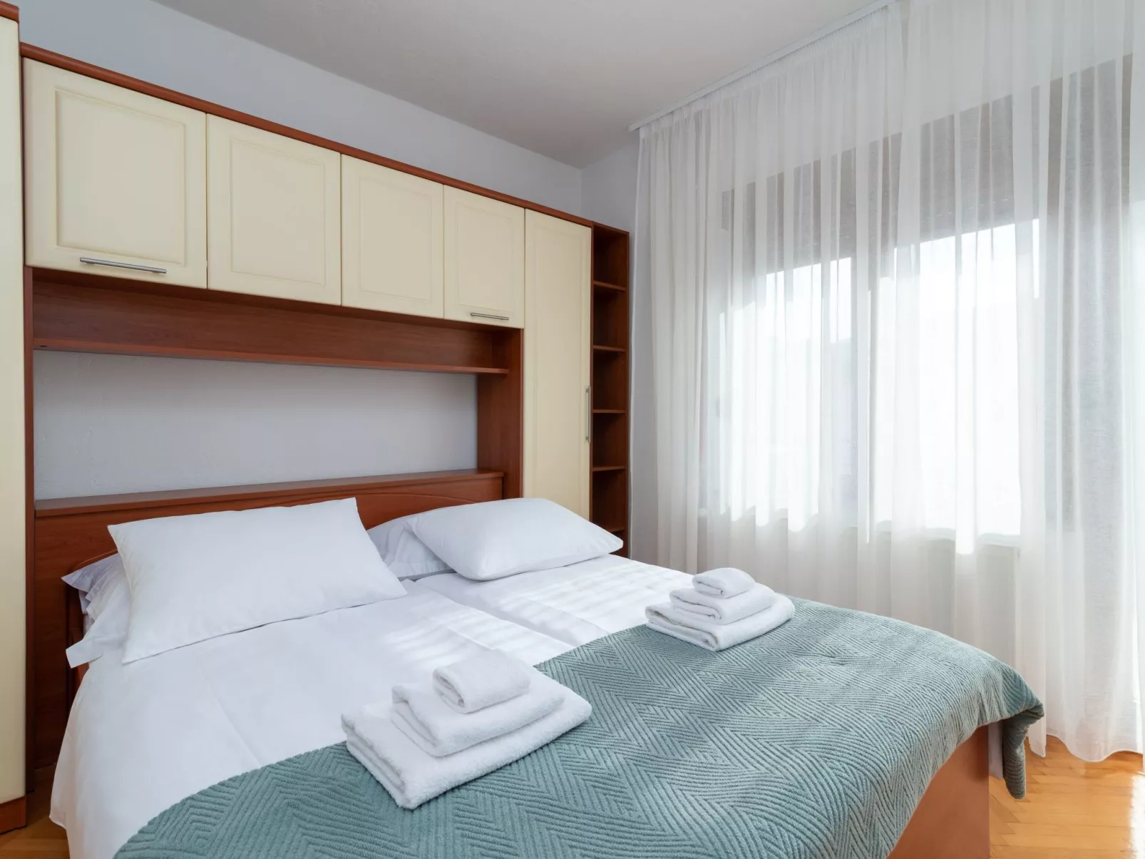 Apartment Domi-Image-tags.info