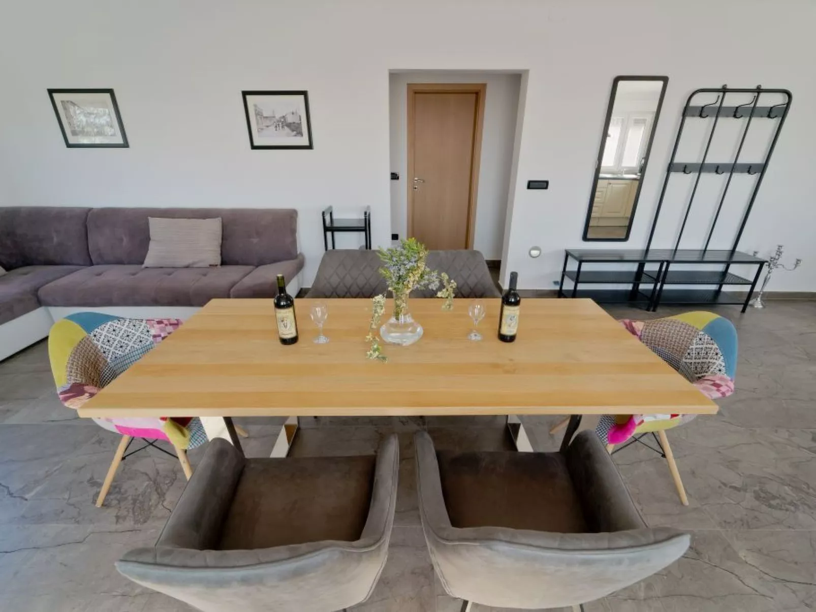 Mit privatem beheiztem Schwimmbad-Dedans