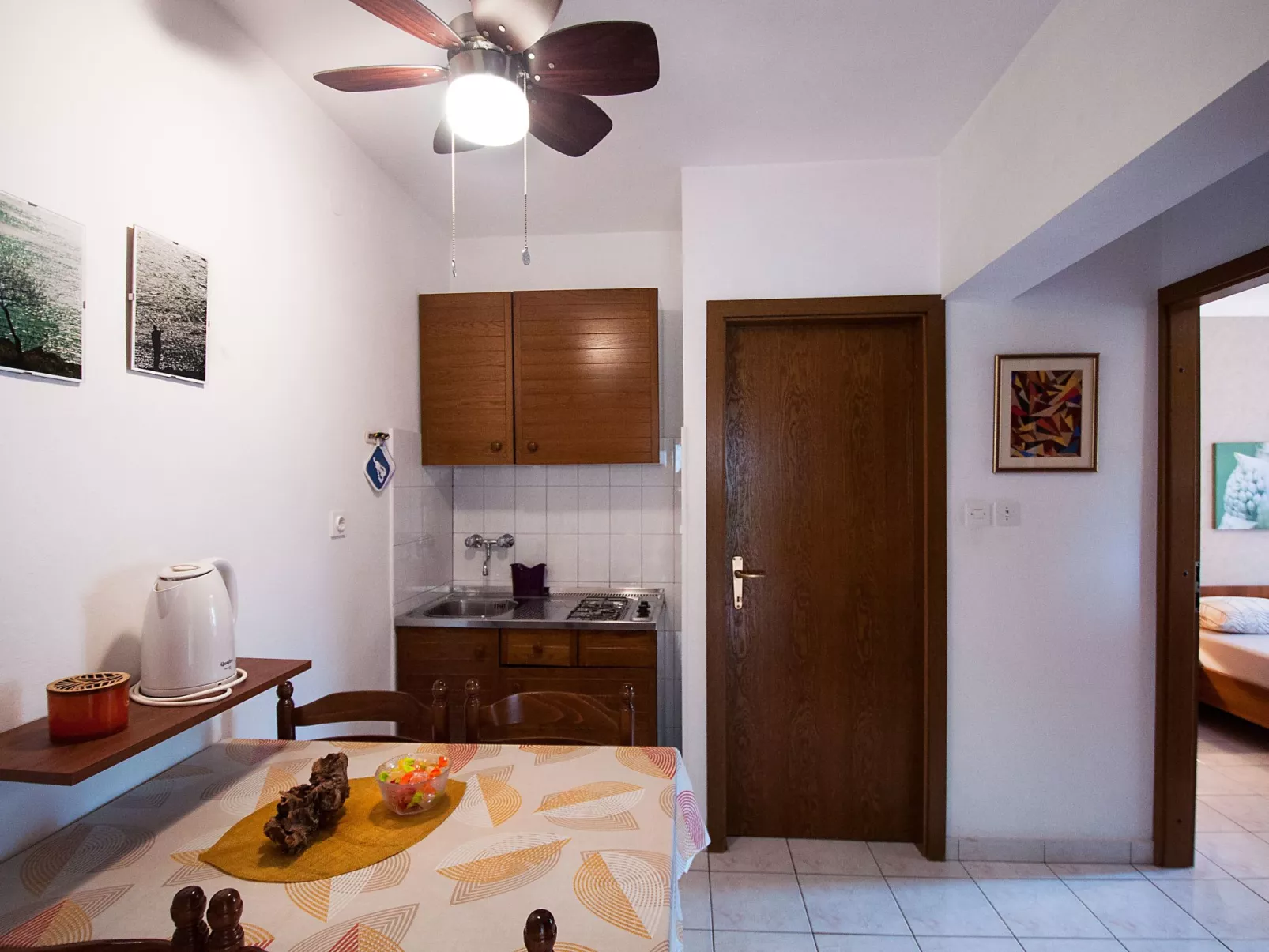 "Adria Parkside" mit Terrasse-Inside