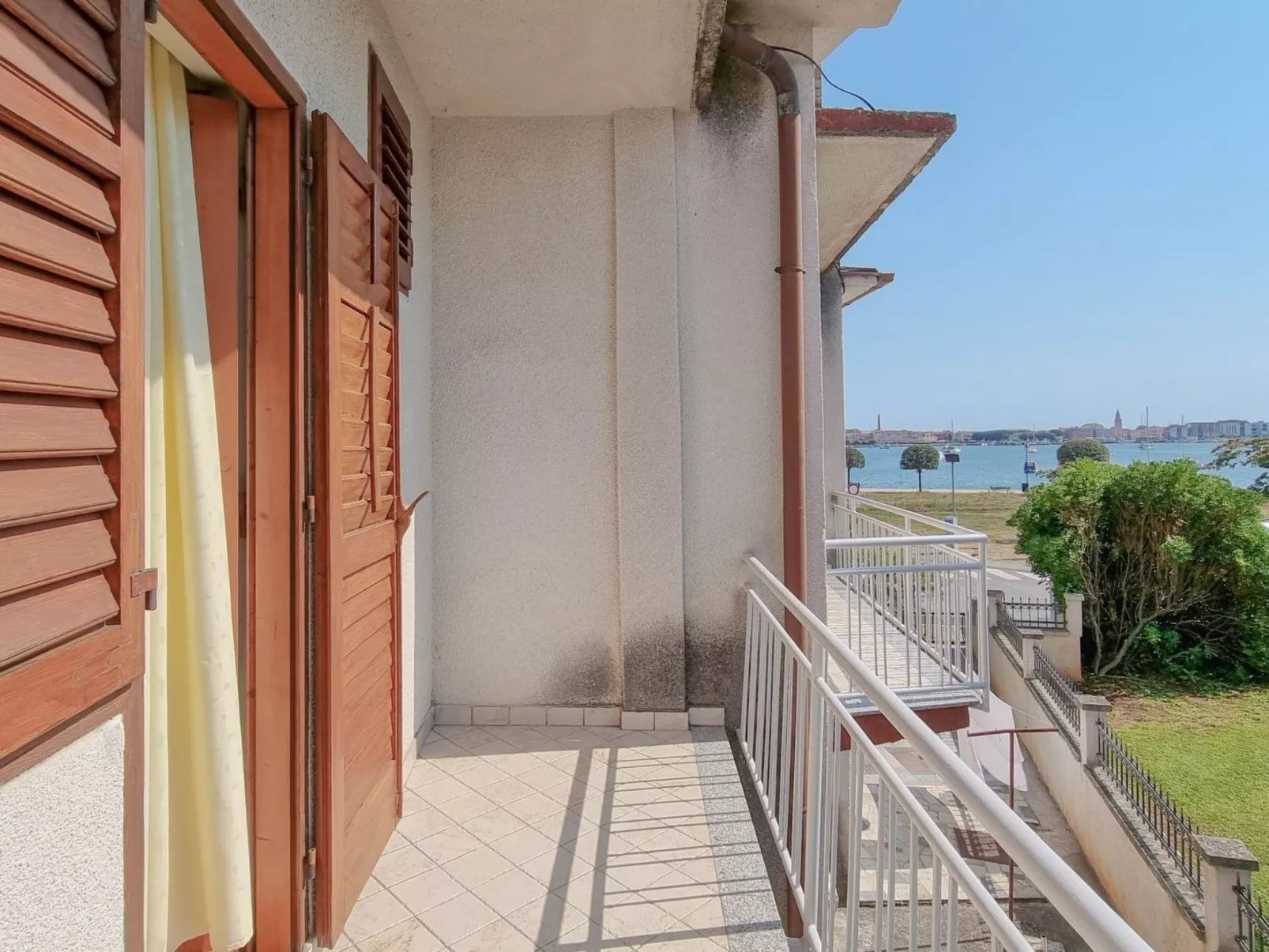 Apartment mit Meerblick für 4 Personen-Inside