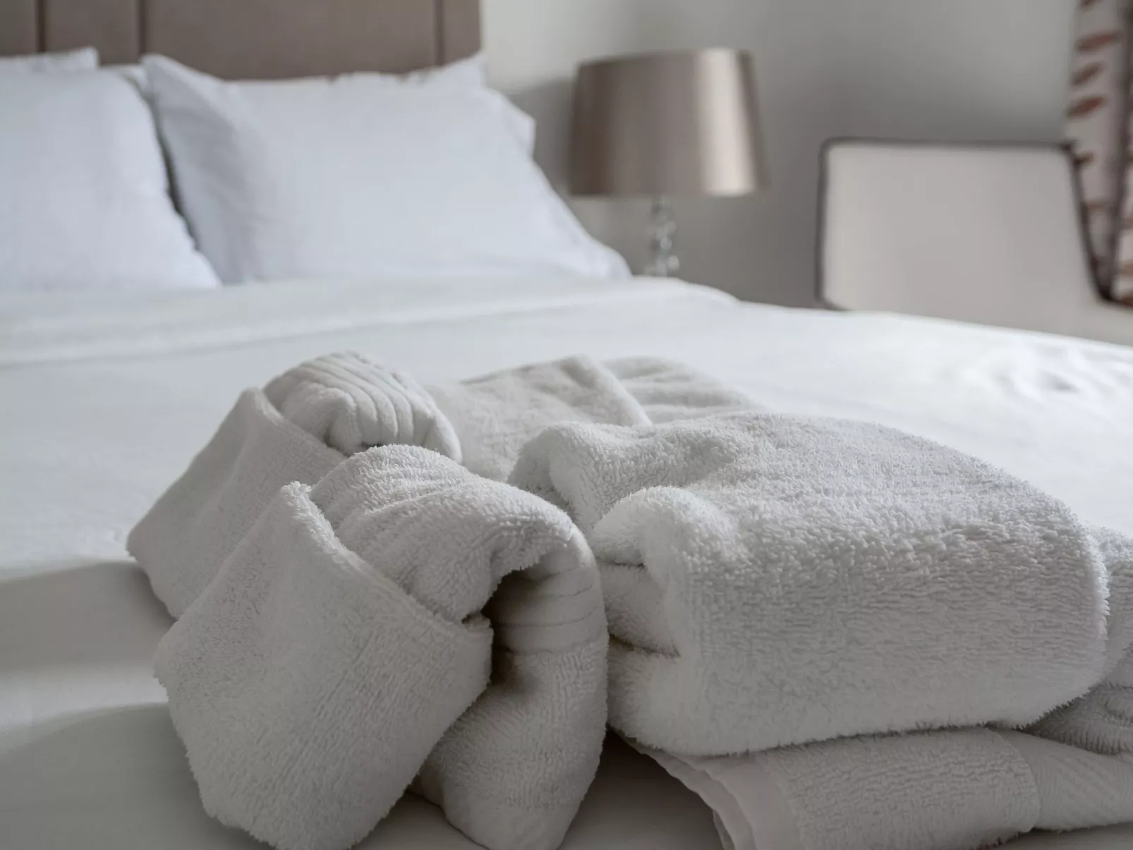 Luxuriöse 2-Bett-Wohnung im Hotelstil in Notting Hill-Inside