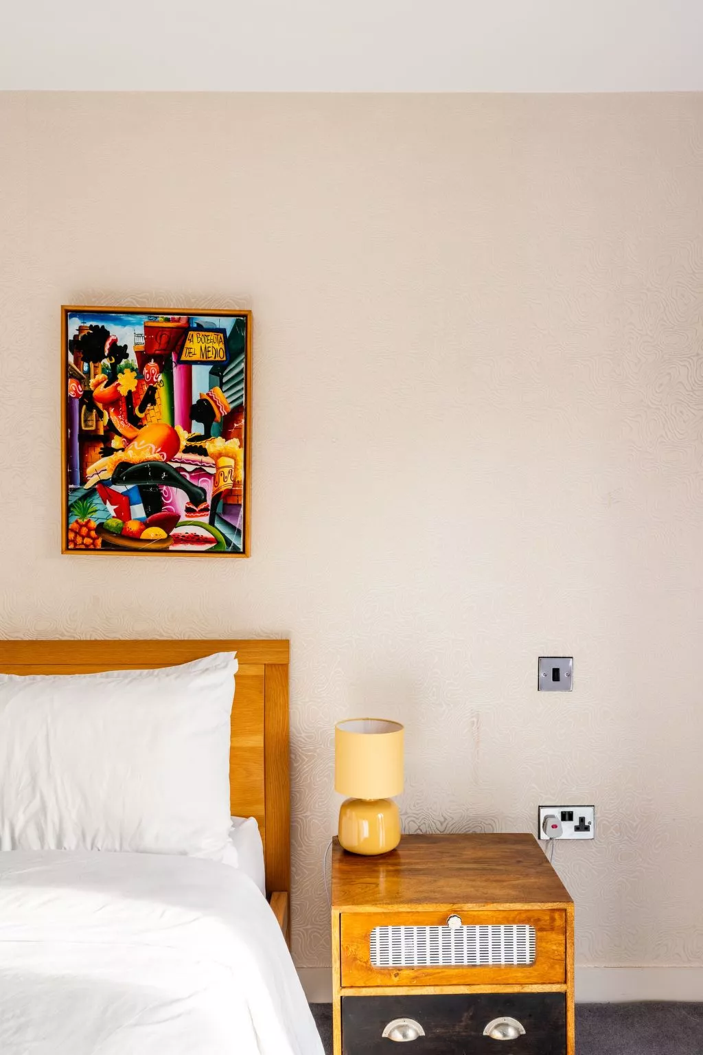 Moderne und stilvolle Wohnung mit eigenem Bad in der Nähe von Notting Hill und-Inside