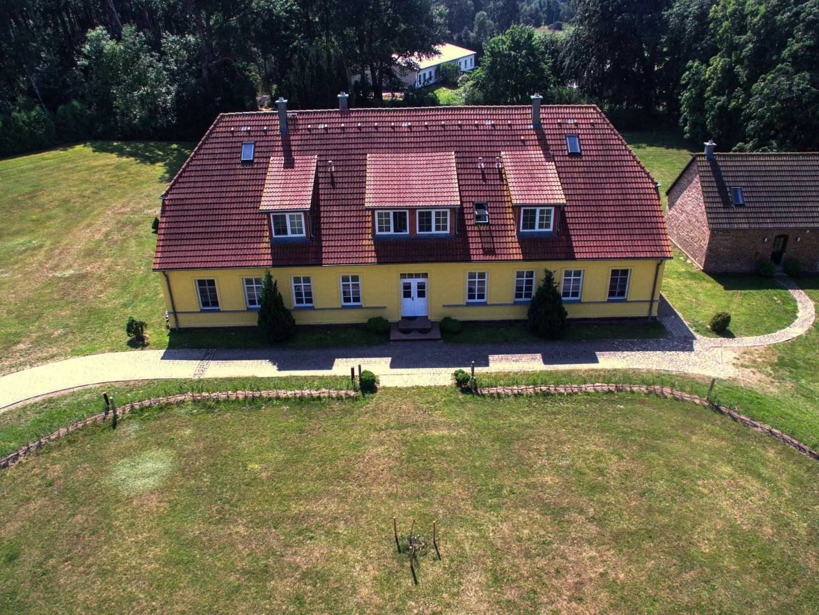 Hochwertige Ferienwohnung in Gingst-Draußen