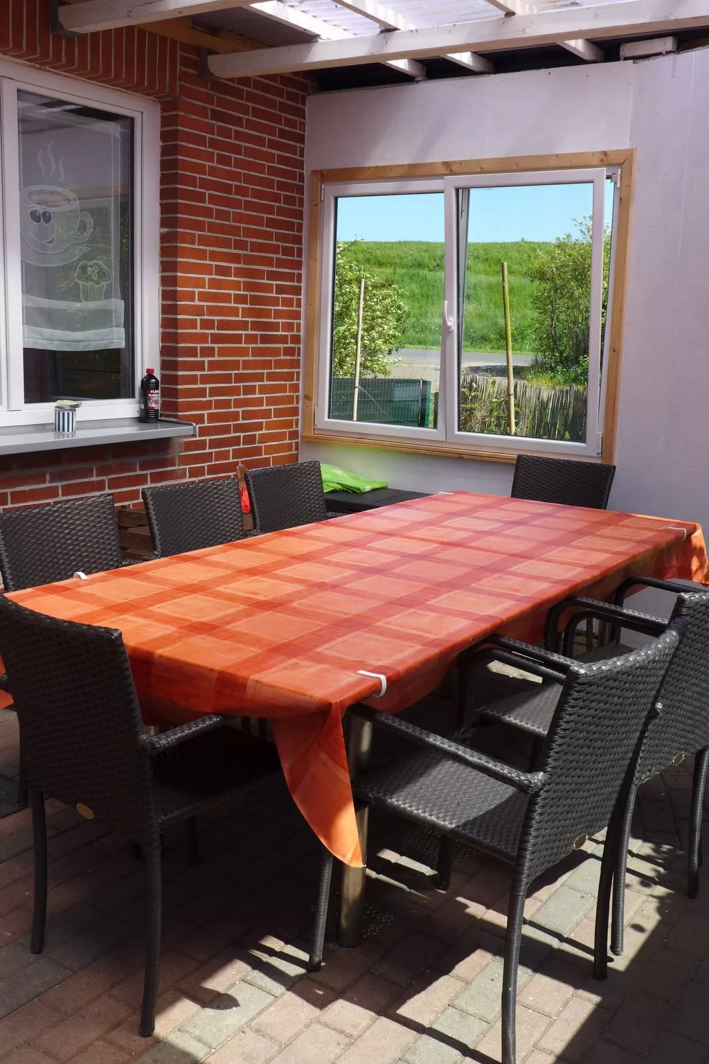 Gemütliches Ferienhaus am Deich mit Gartenzimmer-Inside