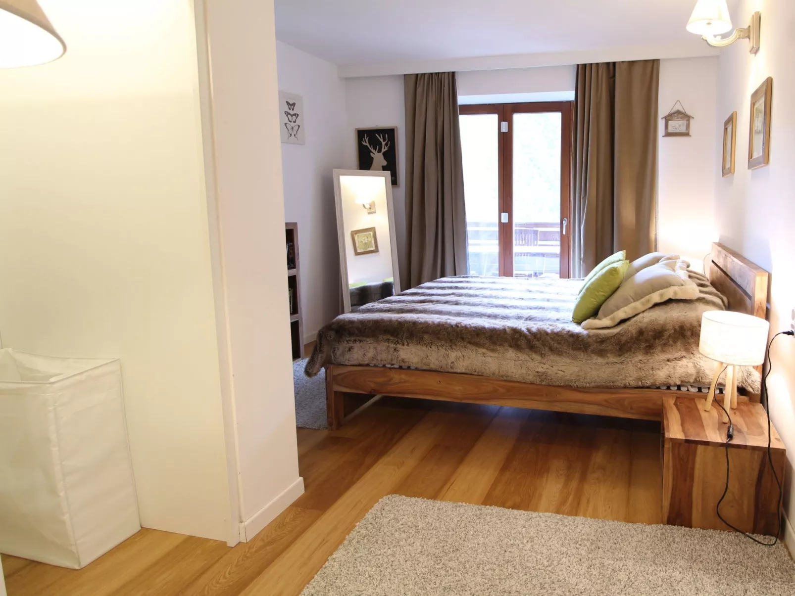 Rosie desing skipist-Dedans