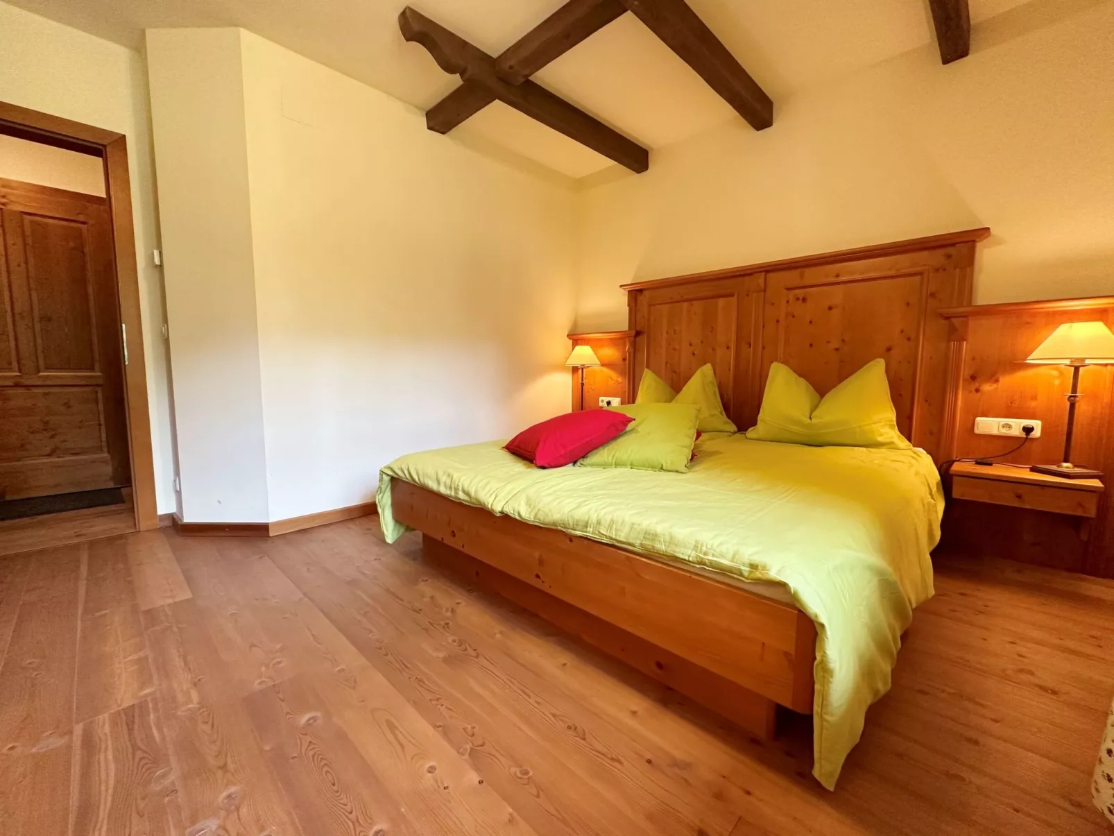 Wasserfal top 2-Inside