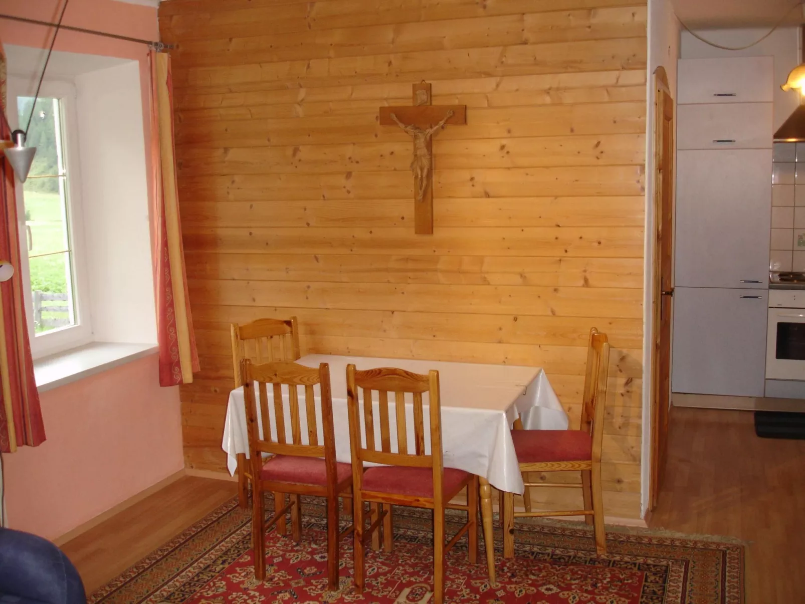 Mit Schwedenofen und großer Terrasse-Dedans